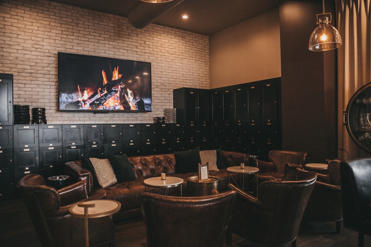 Members' cigar lounge with leather seating